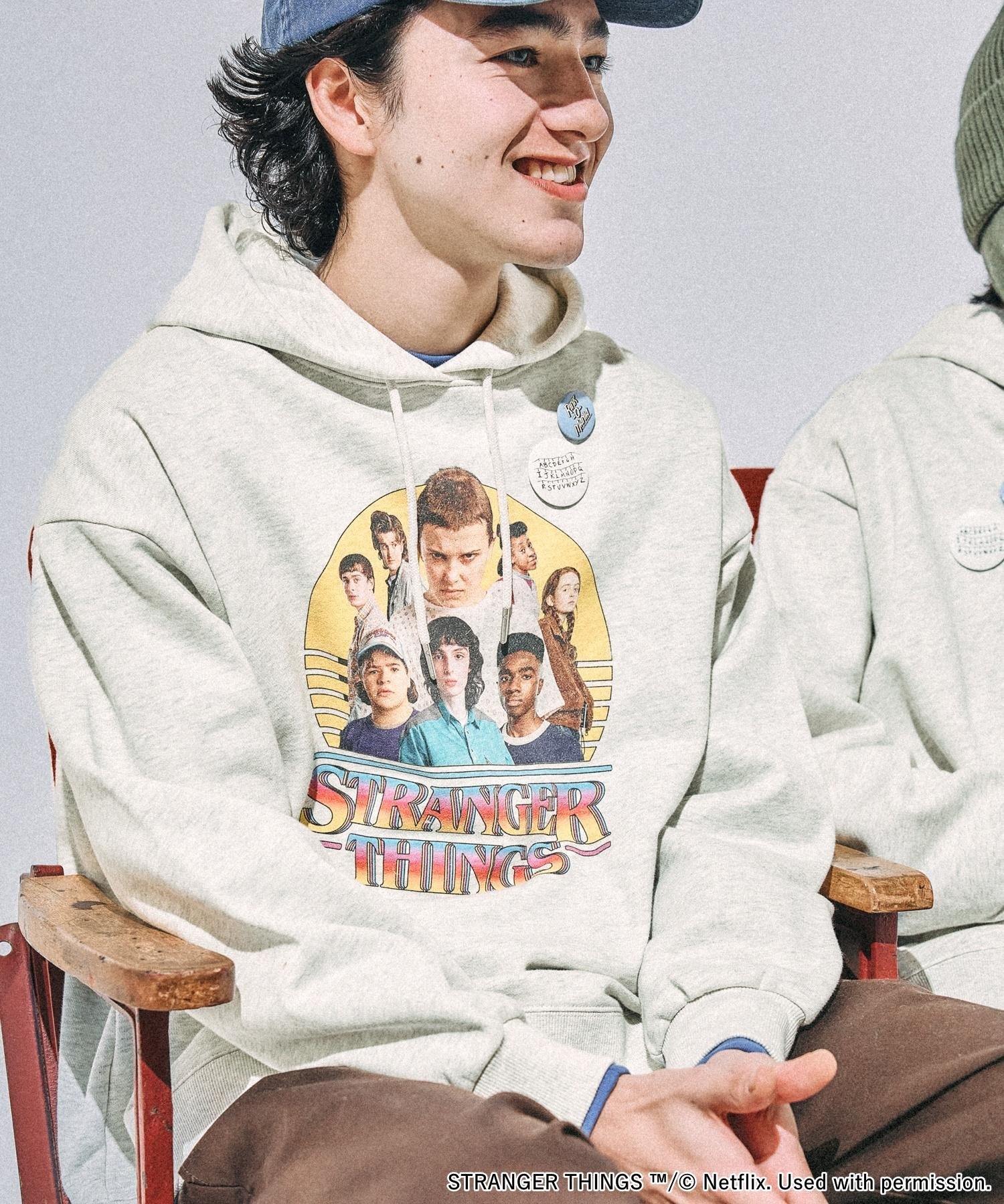 niko and ｜【STRANGER THINGS】コラボ 缶バッチ付きパーカー