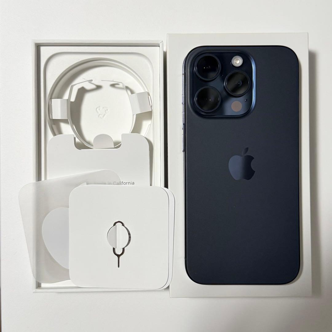 Apple iPhone 15 Pro ブルーチタニウム So cool I might faint] The iPhone 15 Pro Blue Titanium has arrived