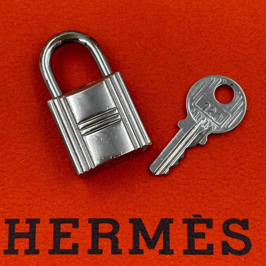 HERMÈS エルメス カデナ/南京錠 鍵セット No.120 シルバー 楽天市場】【新品仕上げ済】HERMES エルメス カデナ パドロック No.120